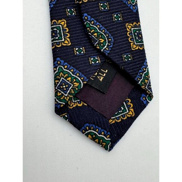 Jos A Bank · One Size · Premier Collection · 100% Silk Tie · Navy Geometric - Picture 4 of 8